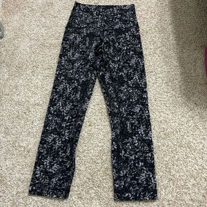 Lululemon Align Crop “23 Leggings Size 0